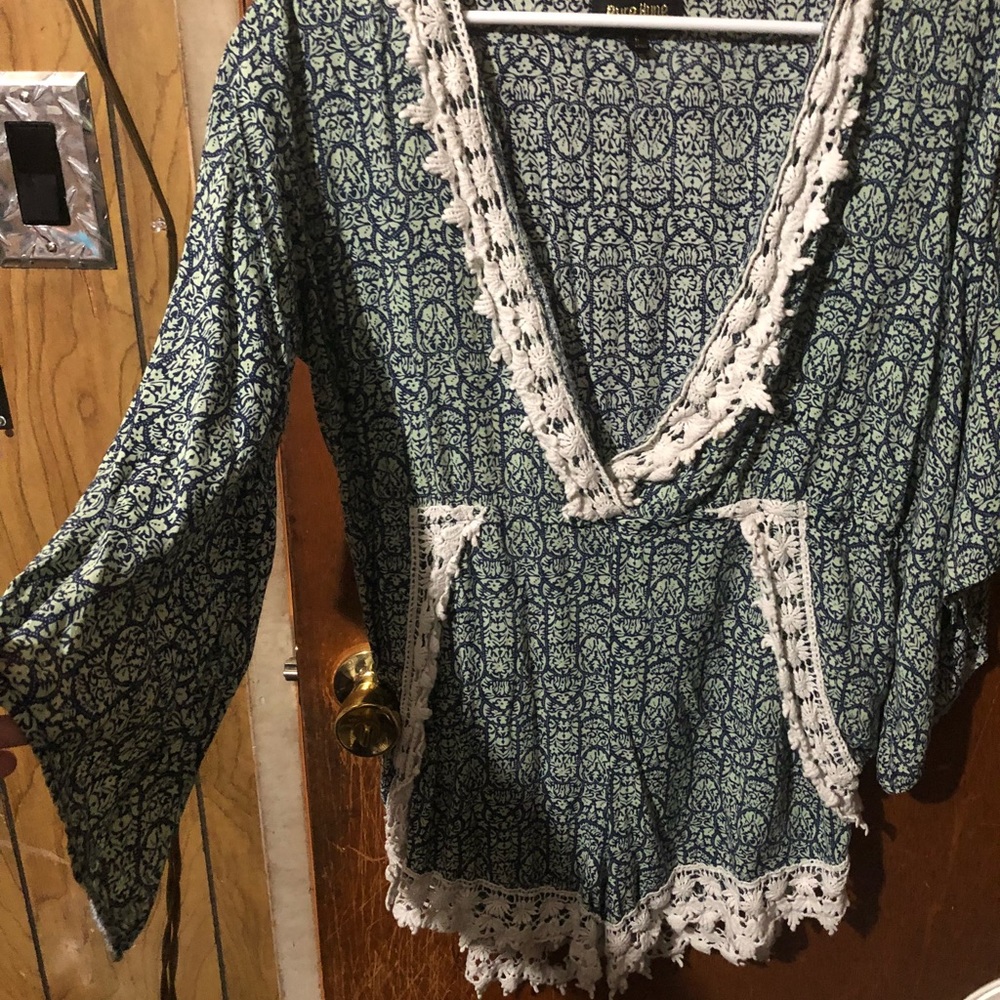 Romper - Picture 2 of 3
